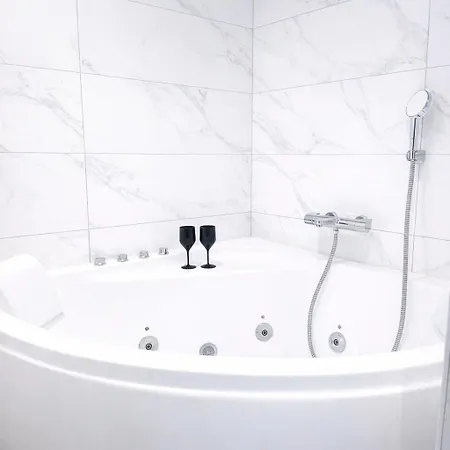 Balneo Sauna Gare 300 M Garage 2 Chambres * 메스