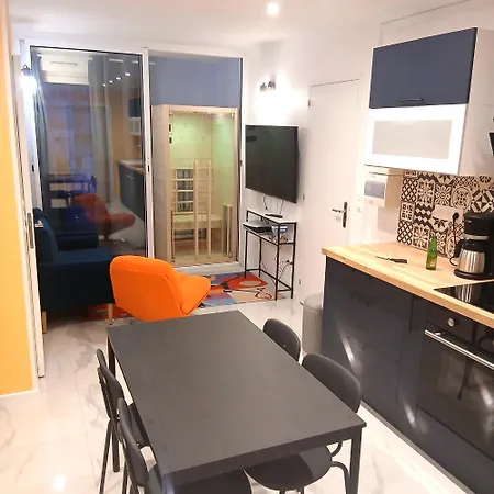 Balneo Sauna Gare 300 M Garage 2 דירה מץ