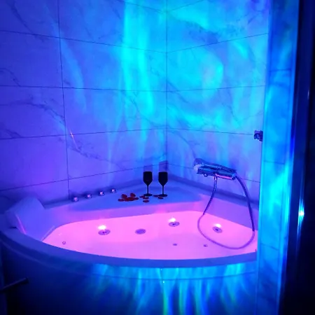 Balneo Sauna Gare 300 M Garage 2