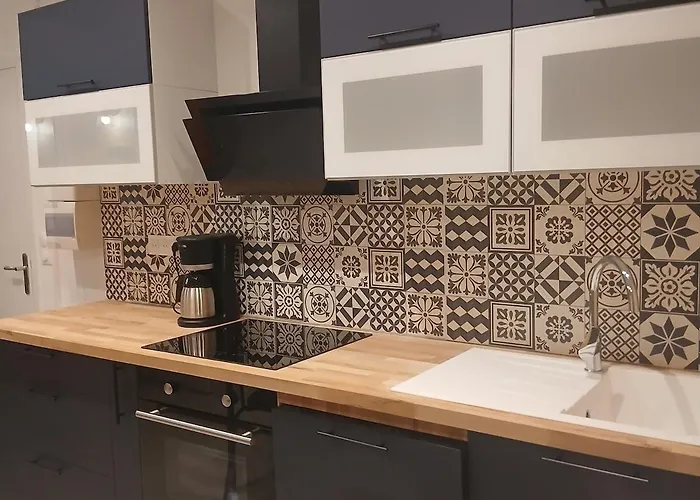 La Parenthese Imperiale Gare A 300 M Balneo Sauna Apartmán