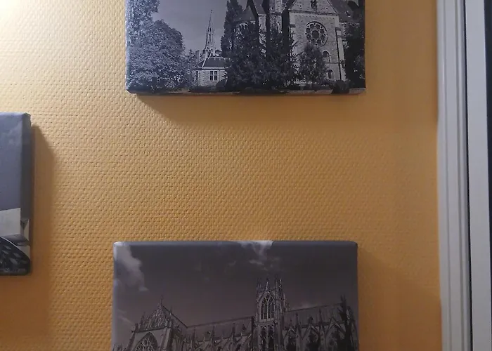 La Parenthese Imperiale Gare A 300 M Balneo Sauna