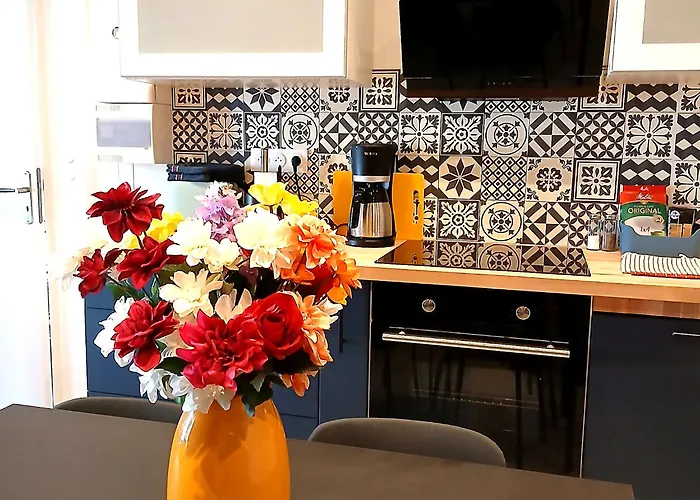 La Parenthese Imperiale Gare A 300 M Balneo Sauna Apartment