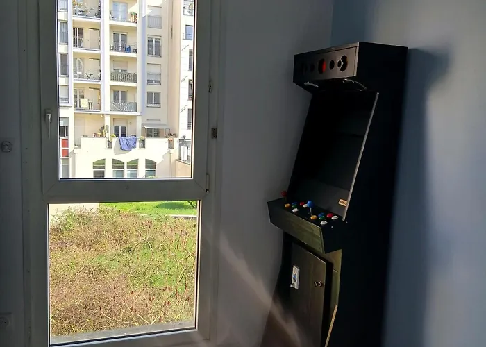 La Parenthèse Impériale Gare à 300 M Balnéo Sauna Metz