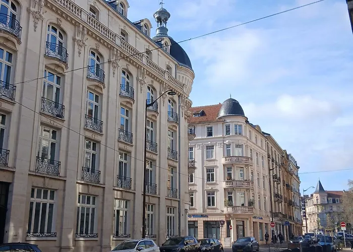Apartamento La Parenthèse Impériale Gare à 300 M Balnéo Sauna Metz